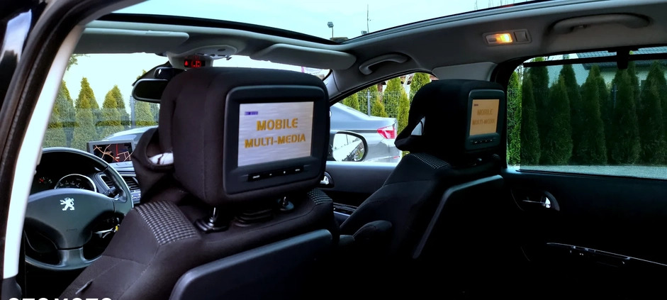 Peugeot 5008 cena 26500 przebieg: 205000, rok produkcji 2011 z Mogielnica małe 742